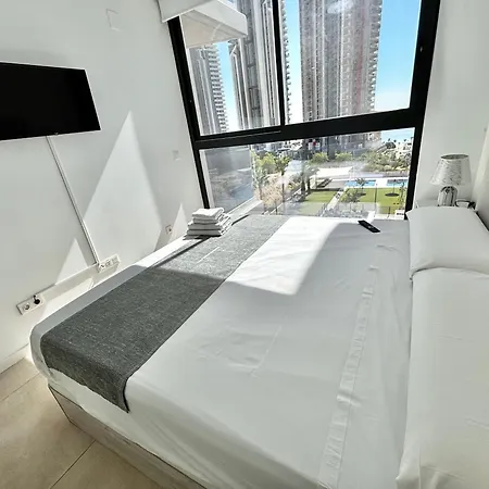 Sakura Luxury Poniente