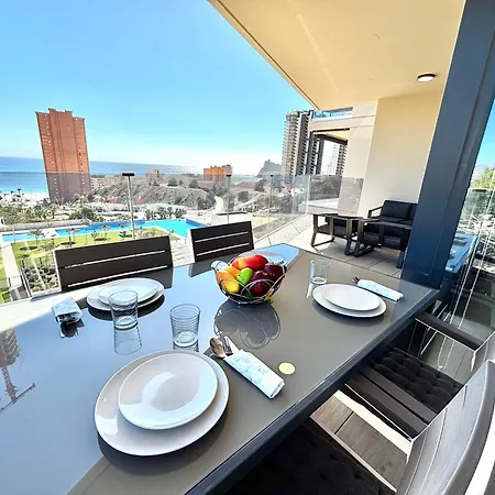 Sakura Luxury Poniente 貝尼多姆