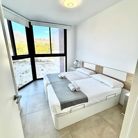 アパート Sakura Luxury Poniente