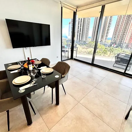 Sakura Luxury Poniente