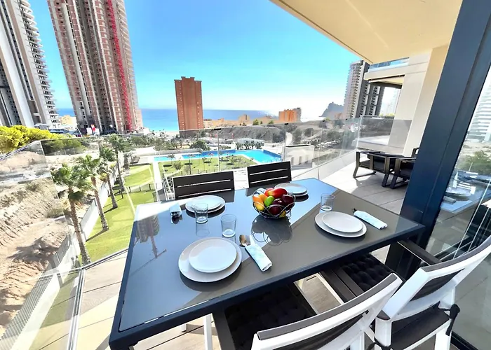 Sakura Luxury Poniente