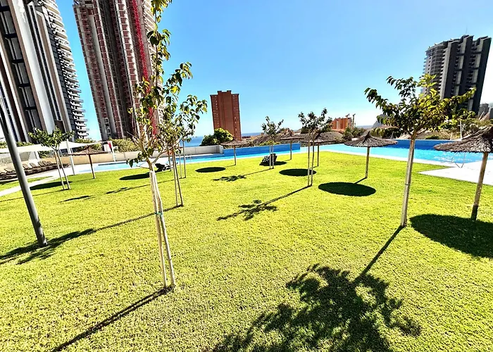 Apartamento Sakura Luxury Poniente *