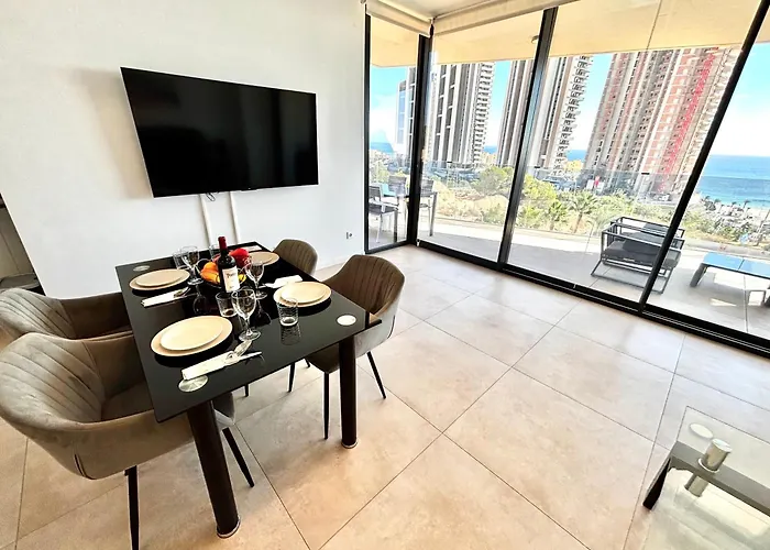 Sakura Luxury Poniente
