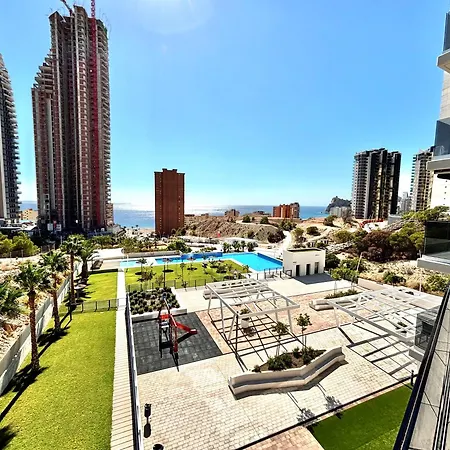 דירה Sakura Luxury Poniente בנידורם