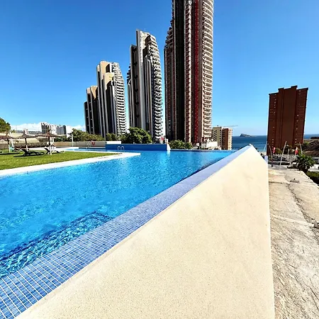 דירה Sakura Luxury Poniente *